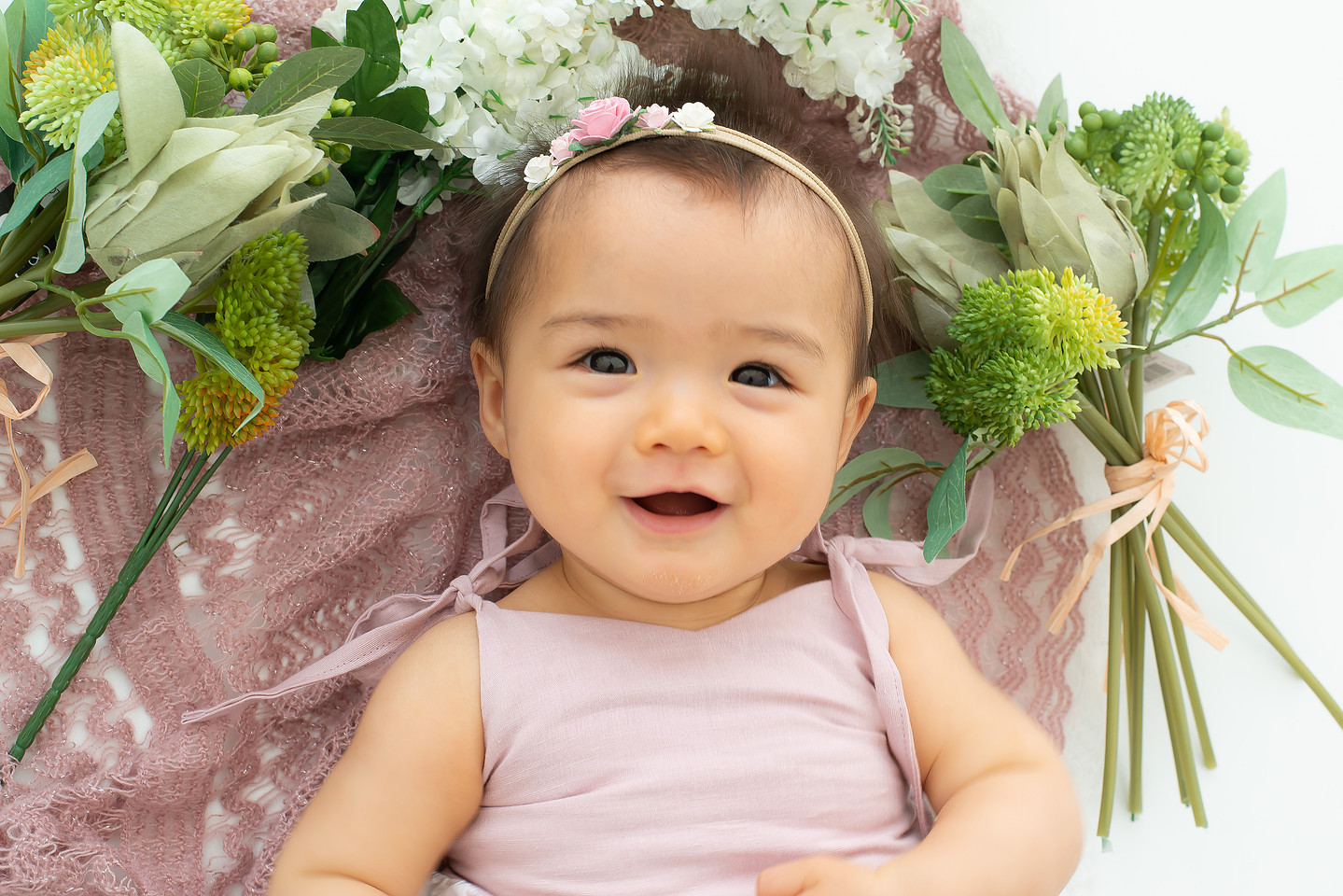 Baby sitter session portrait