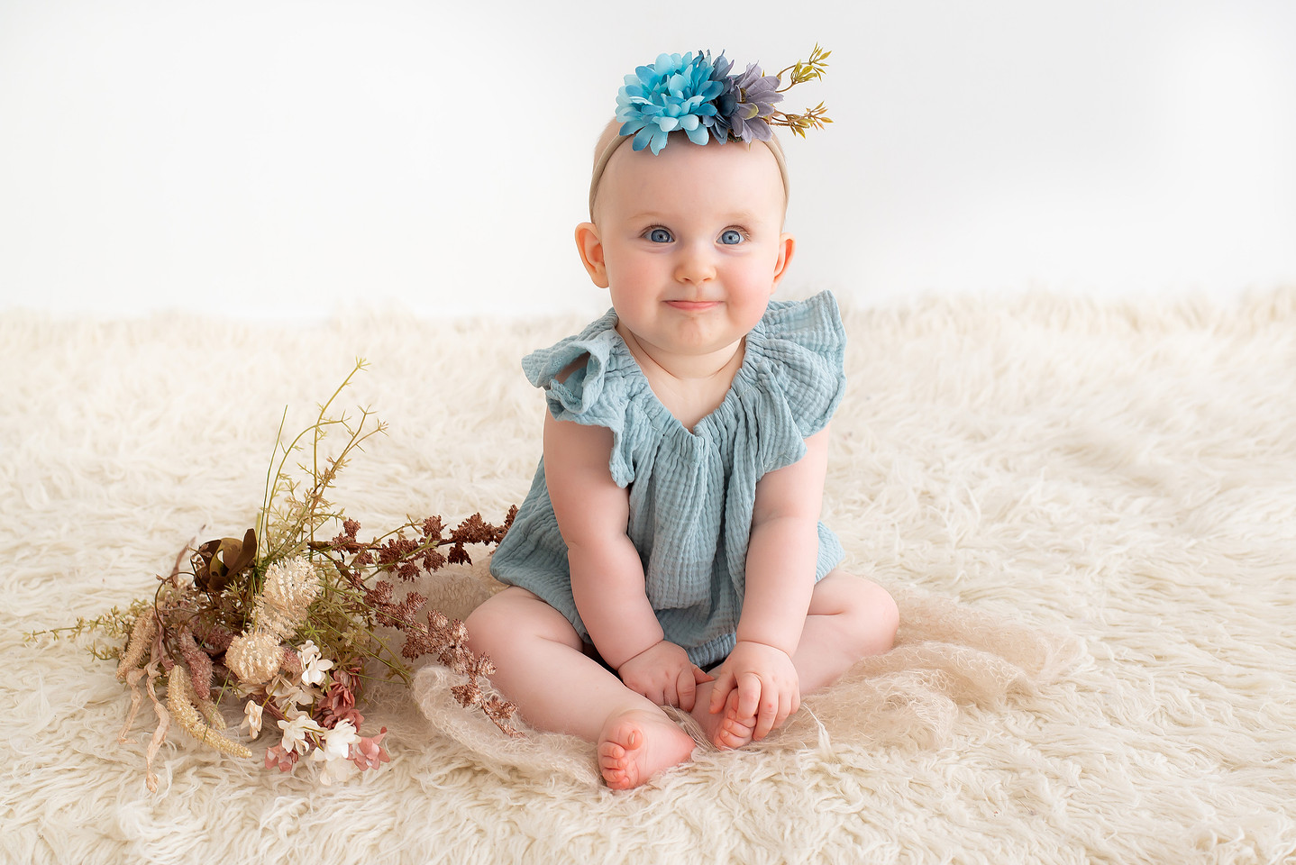 Baby sitter session portrait
