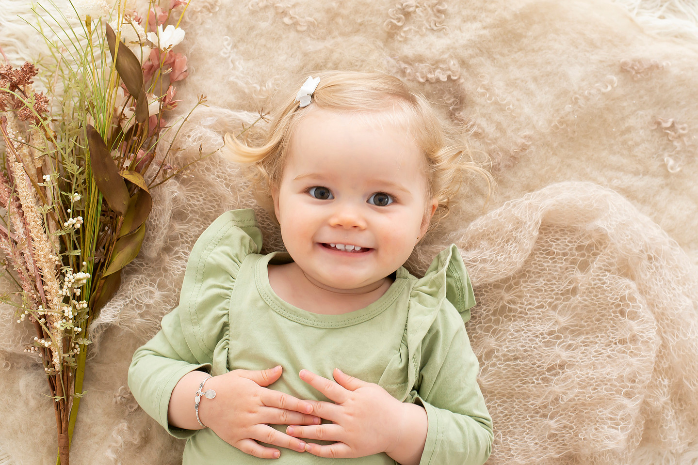 Baby sitter session portrait