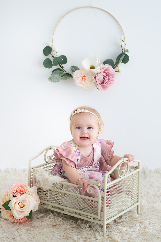 Baby sitter session portrait
