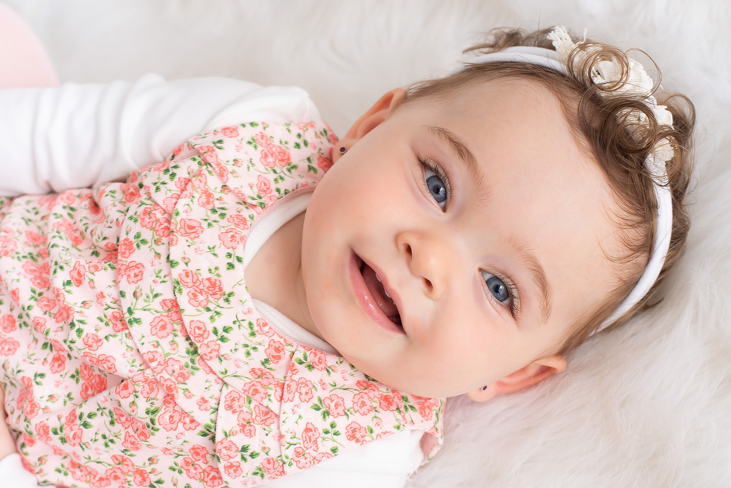 Baby sitter session portrait